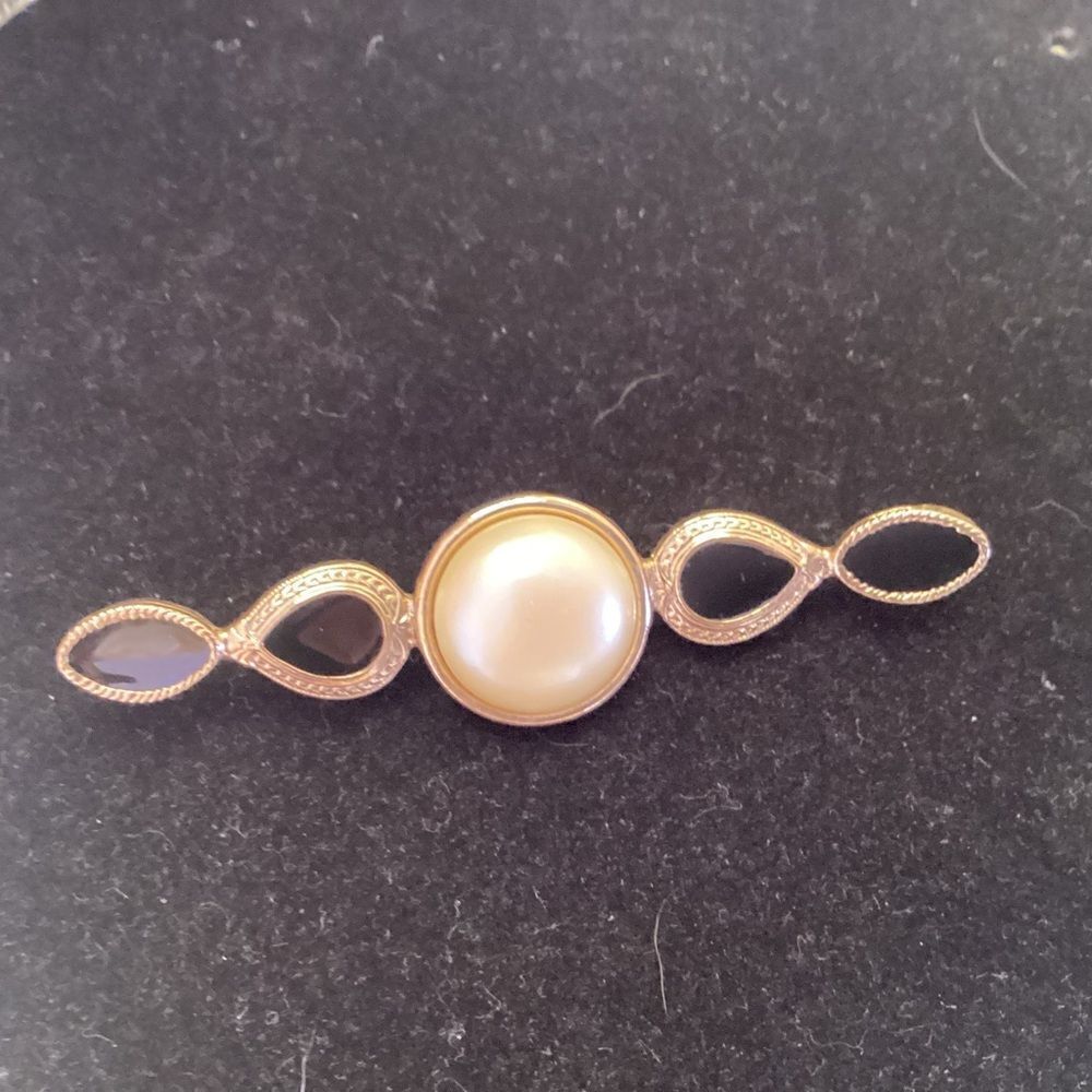 Goldtone Pin with Faux White Mabe Pearl and  Black Enamel